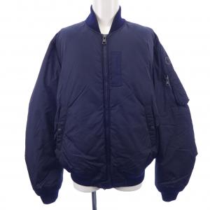 モンクレール MONCLER ダウンジャケット
