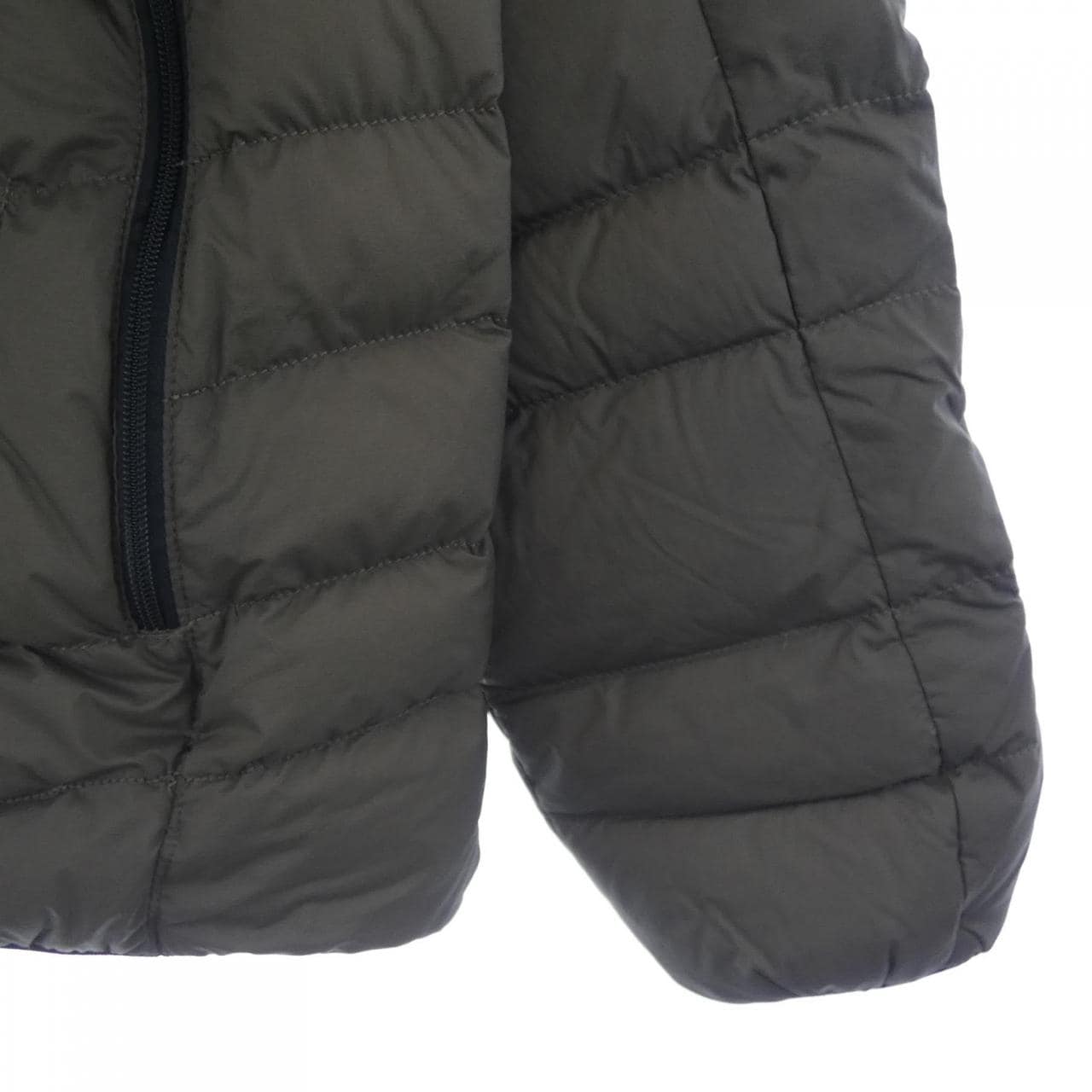 ザノースフェイス THE NORTH FACE NY81813 ダウンジャケット