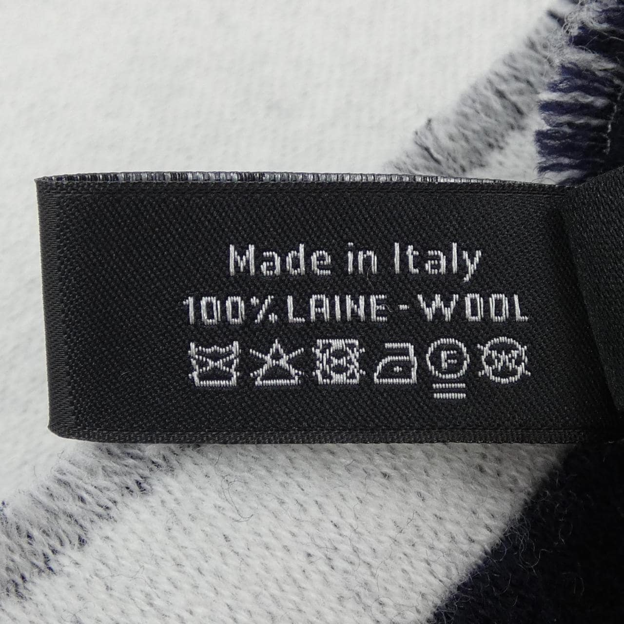 シャネル CHANEL AAA375B17768 MUFFLER