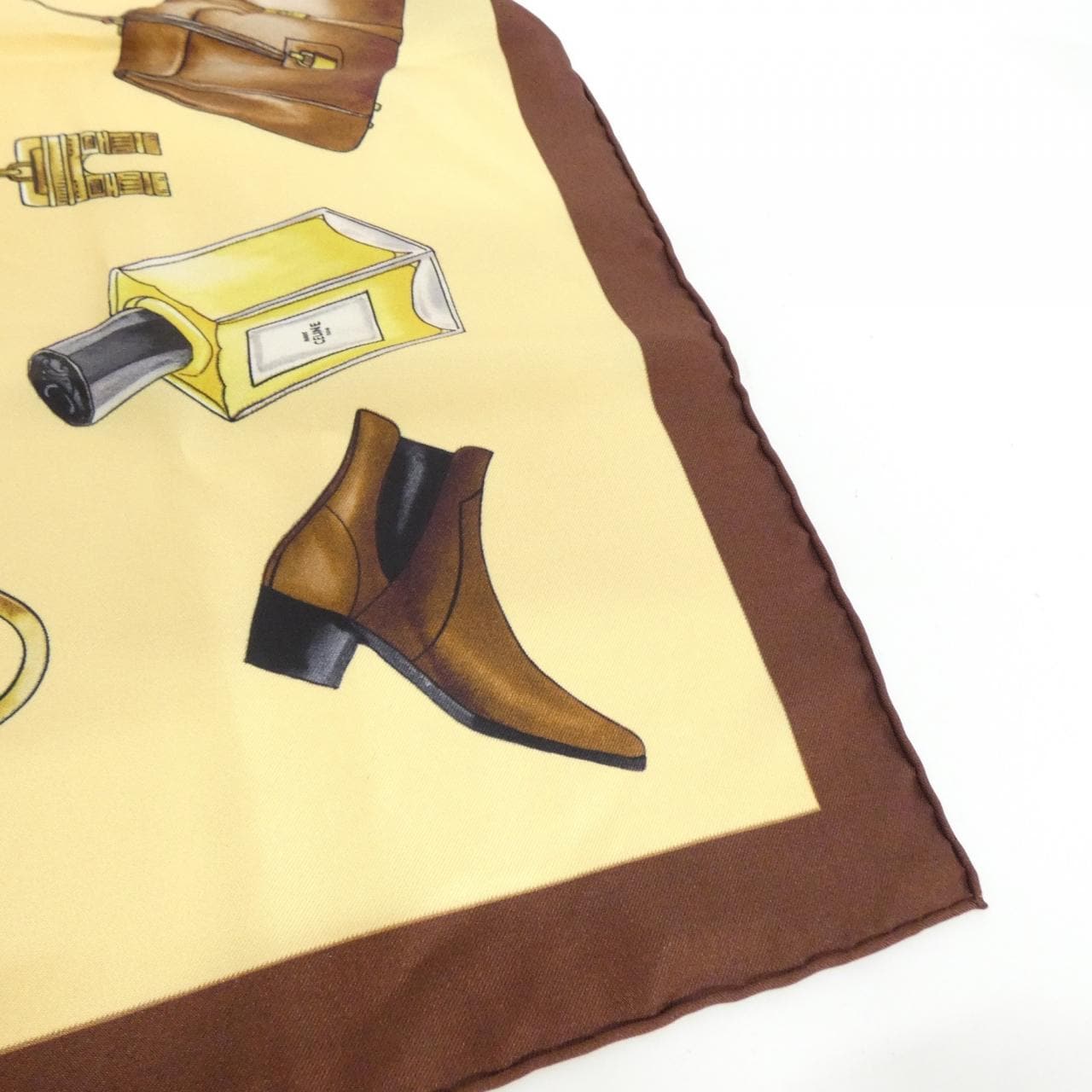 セリーヌ スカーフ