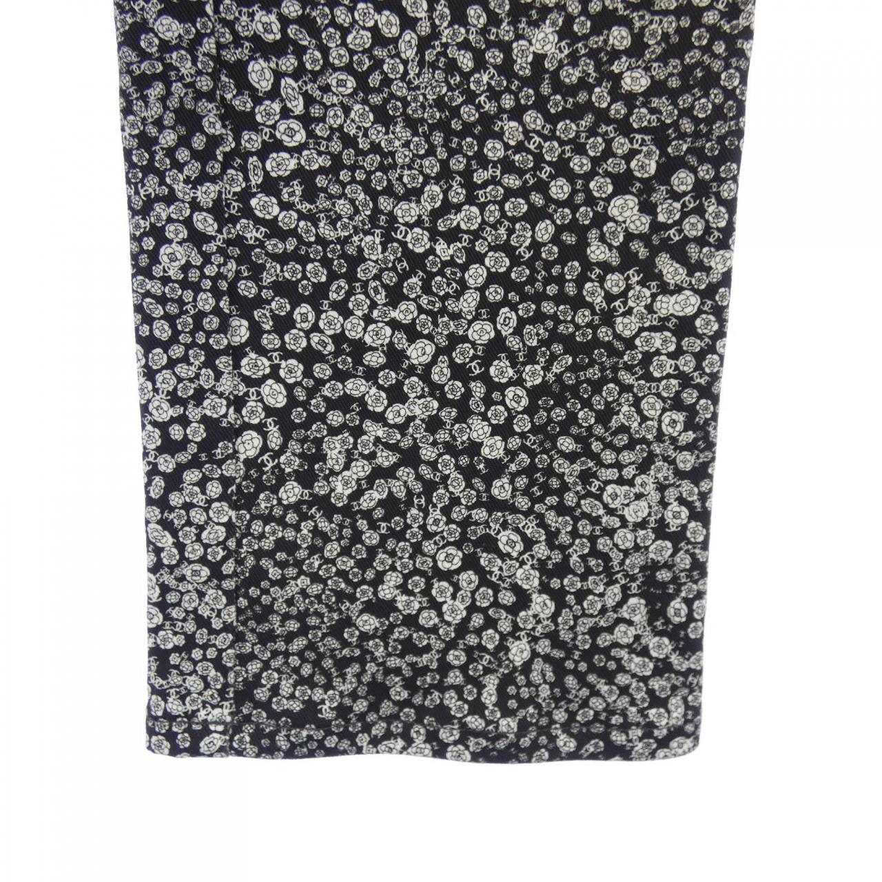 シャネル CHANEL P71263V62840 21B パンツ