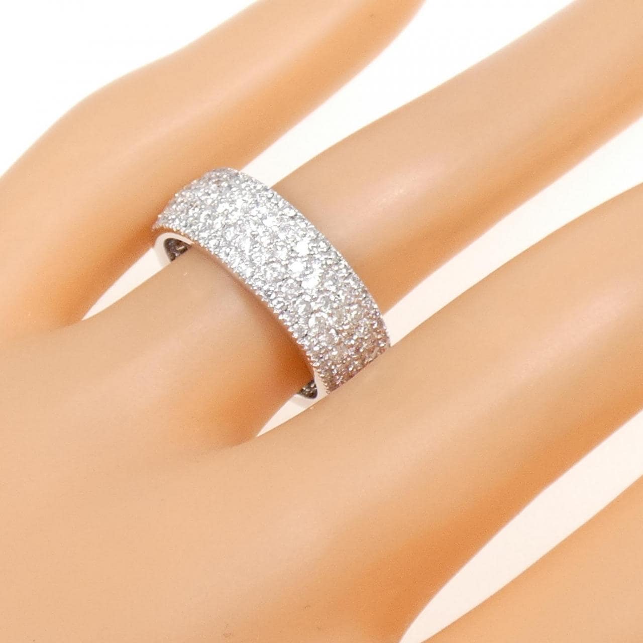 750WG フルエタニティ ダイヤモンド リング 2.66CT