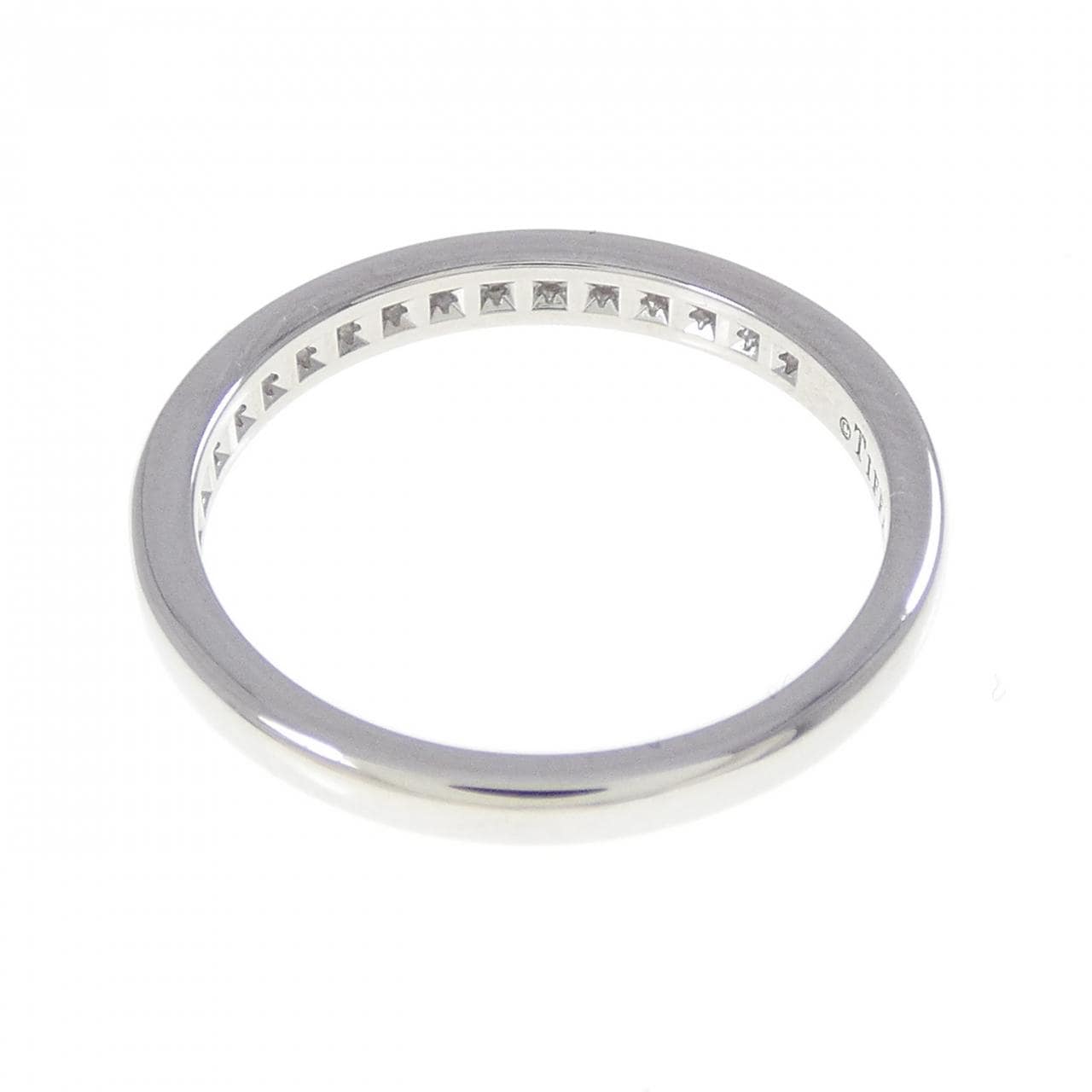 ティファニー ハーフサークル チャネルセッティング リング