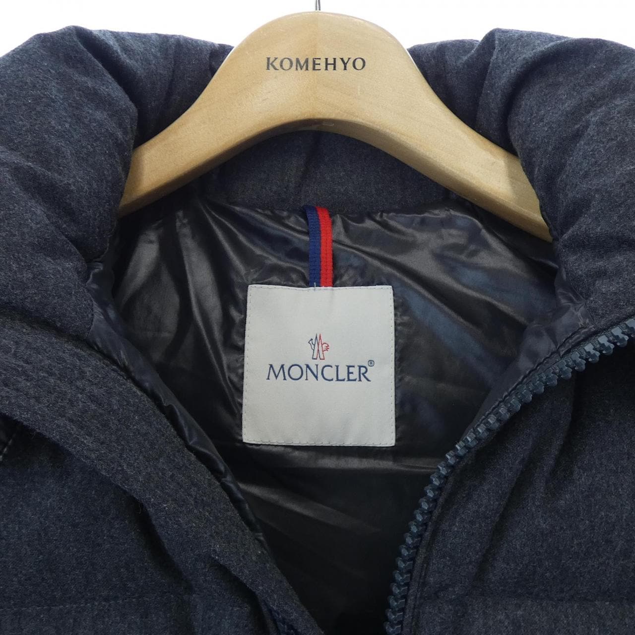 モンクレール MONCLER MONTGENEVRE ダウンジャケット