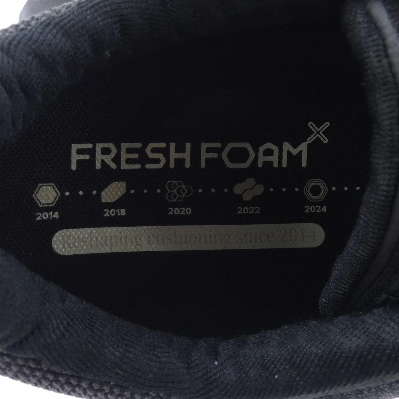 ニューバランス NEW BALANCE M1080B14 スニーカー