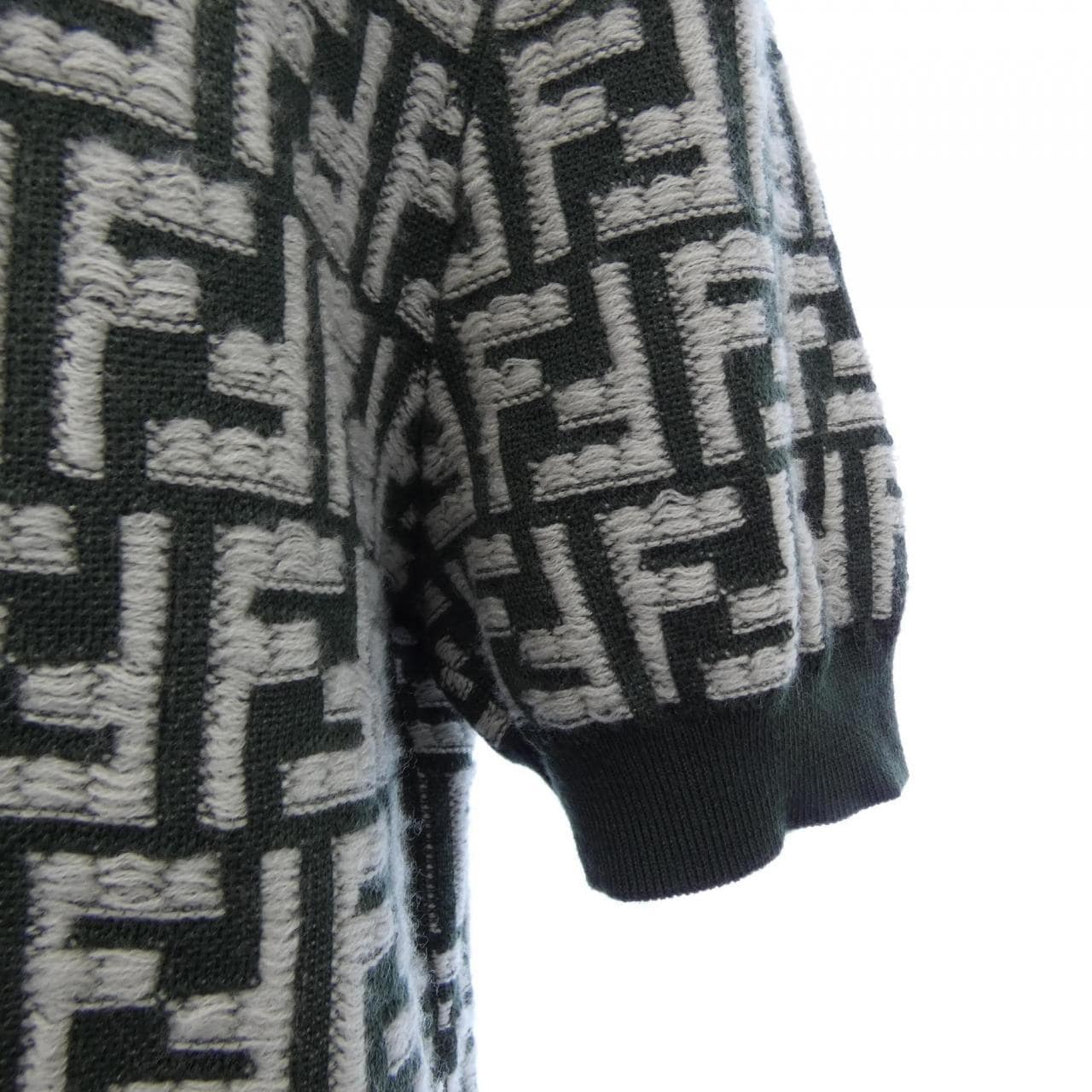 フェンディ FENDI FZX051 AR85 ニット