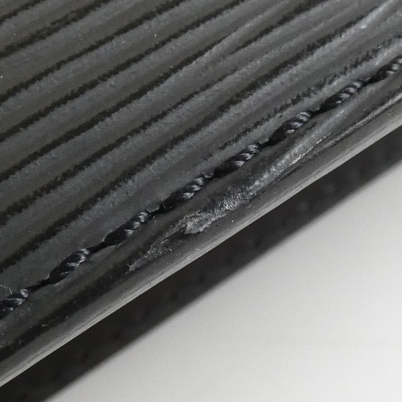 ルイヴィトン エピ モンソー 28cm M52122 バッグ