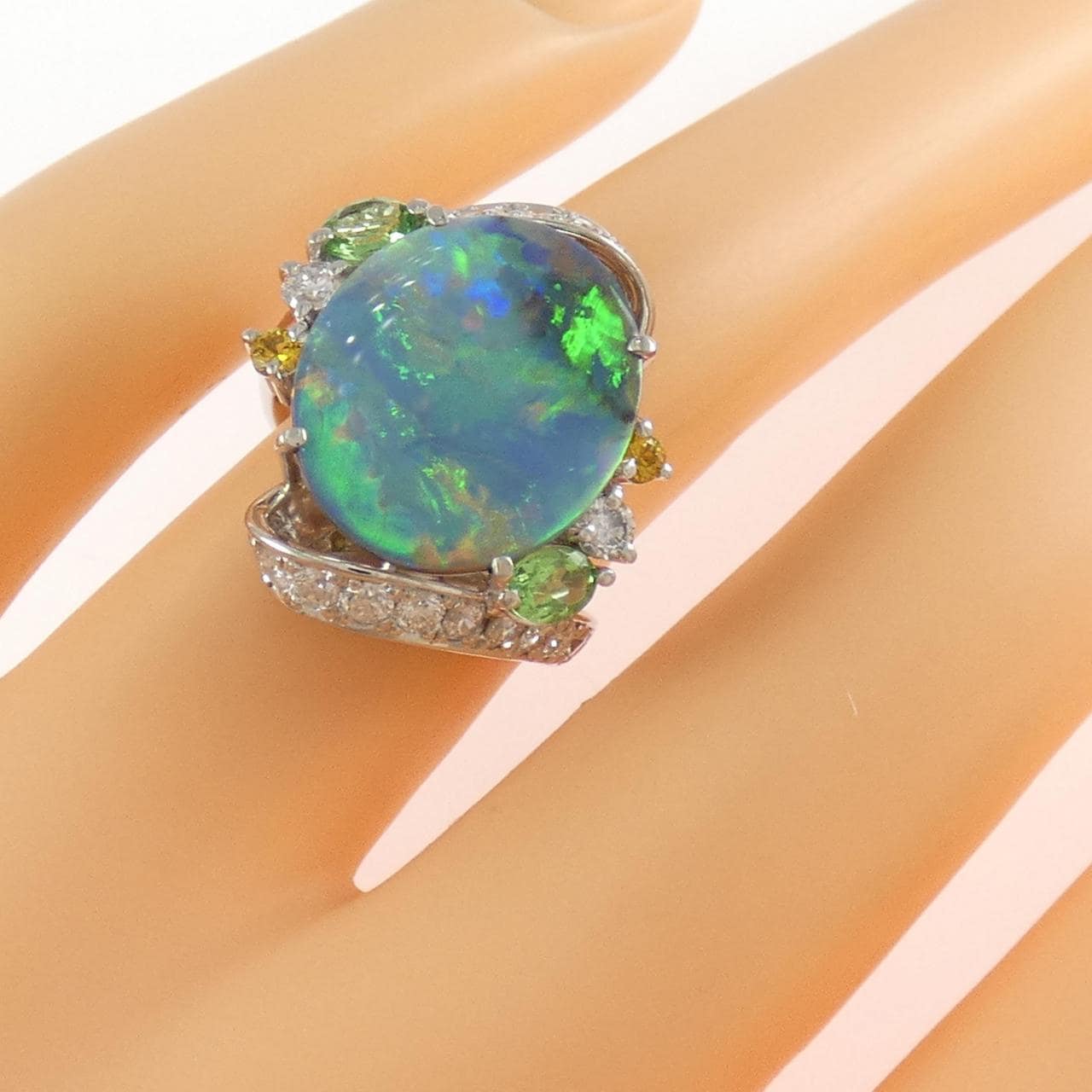 PT900 ブラックオパール リング 2.17CT