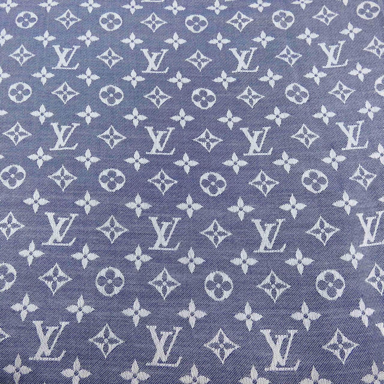 LOUIS LOUIS VUITTON SHAWL