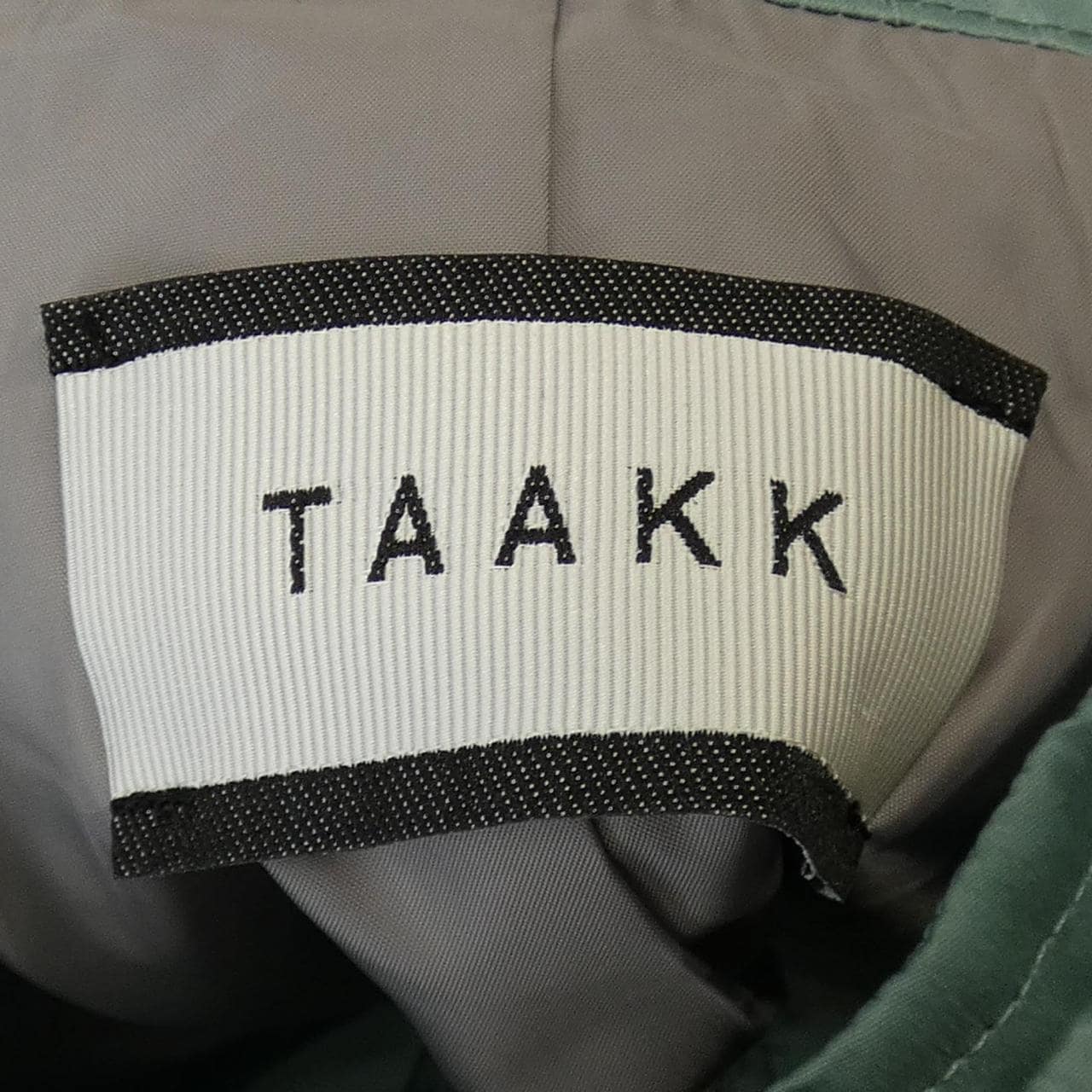 TAAKK夾克