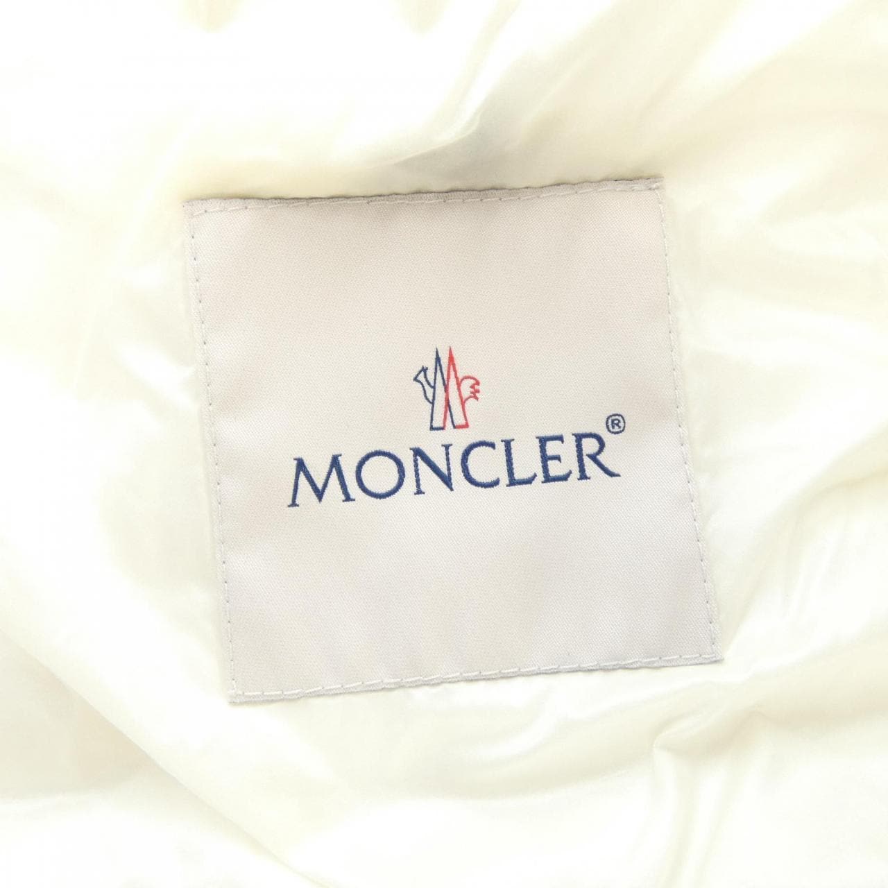 モンクレール MONCLER ダウンジャケット
