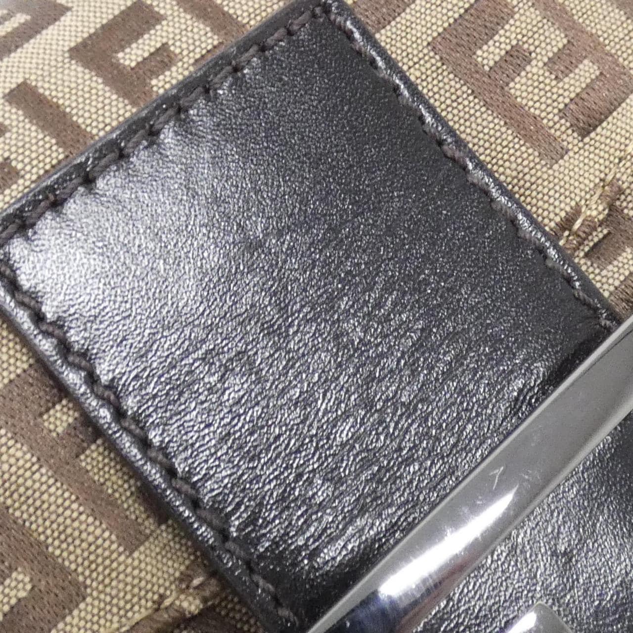 【ヴィンテージ】フェンディ 8BR004 NY1 ショルダーバッグ