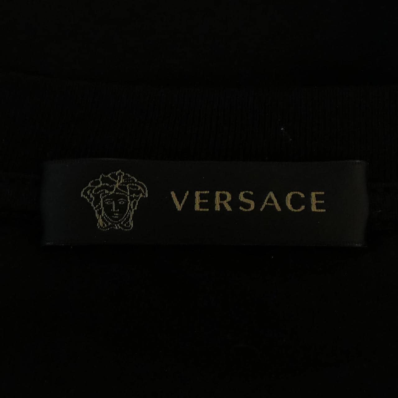 ヴェルサーチェ VERSACE A81947 Tシャツ