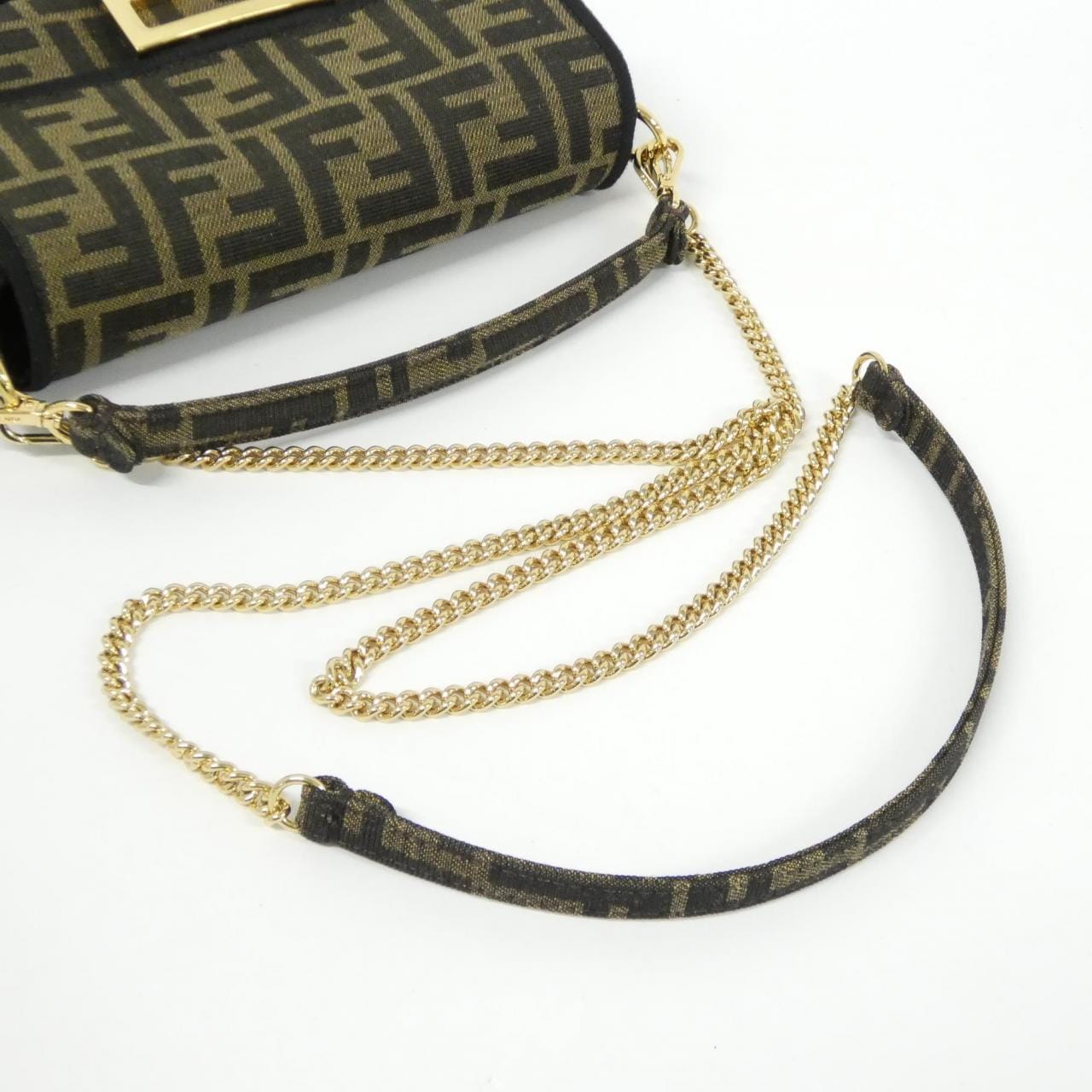 フェンディ バゲット スモール 8BS017 A6V5 バッグ