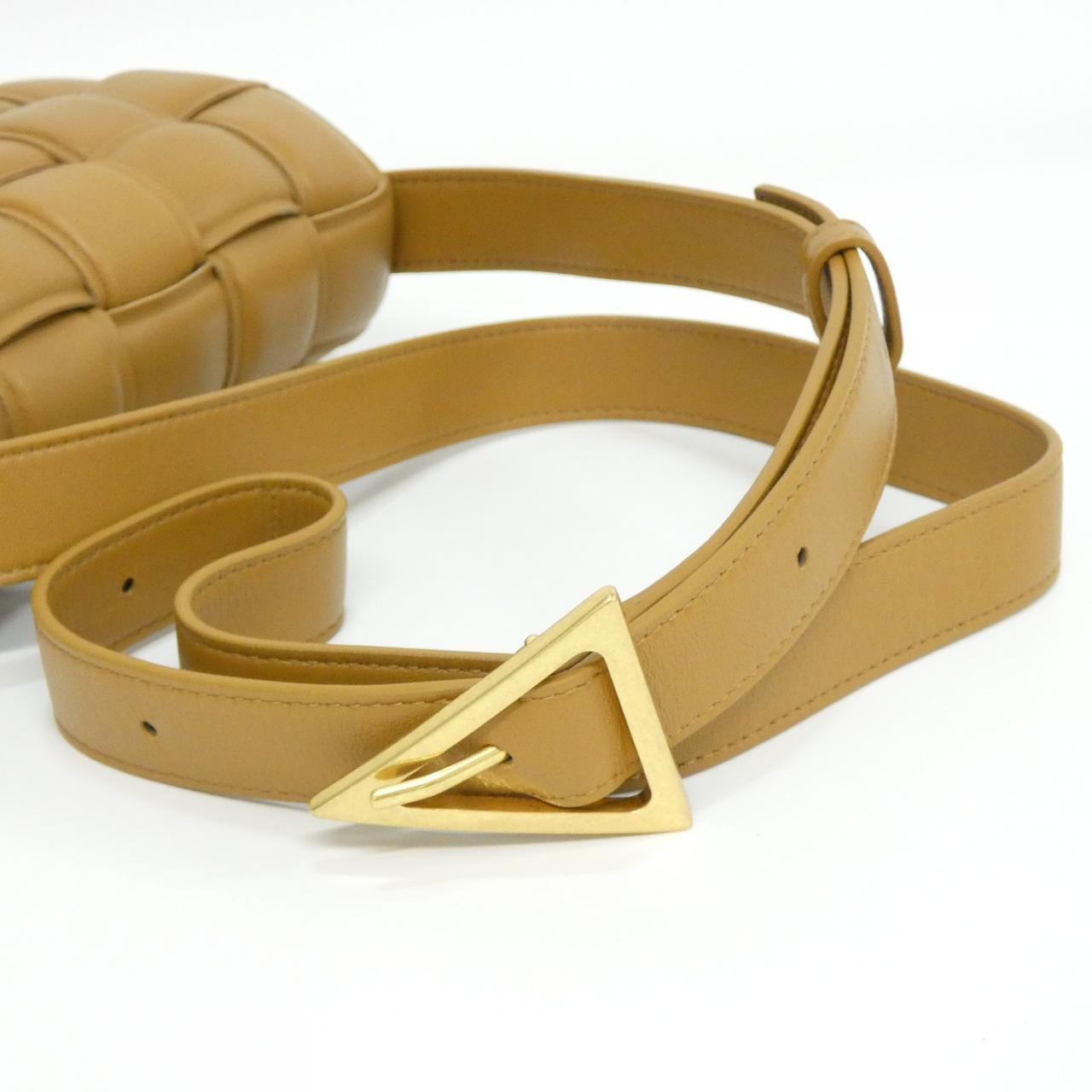 ボッテガヴェネタ 717506 VCQR1 ショルダーバッグ