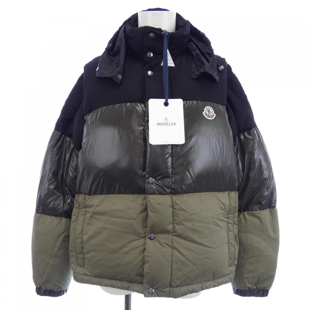 モンクレール MONCLER ダウンジャケット