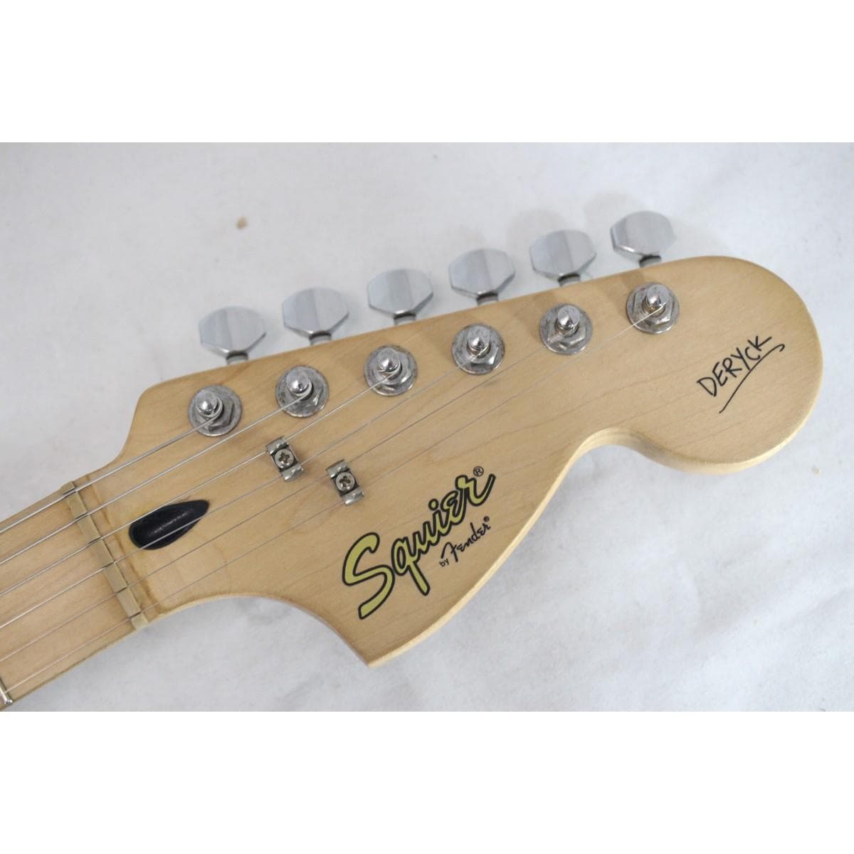 SQUIER DERYCK WHIBLEY TELECASTER