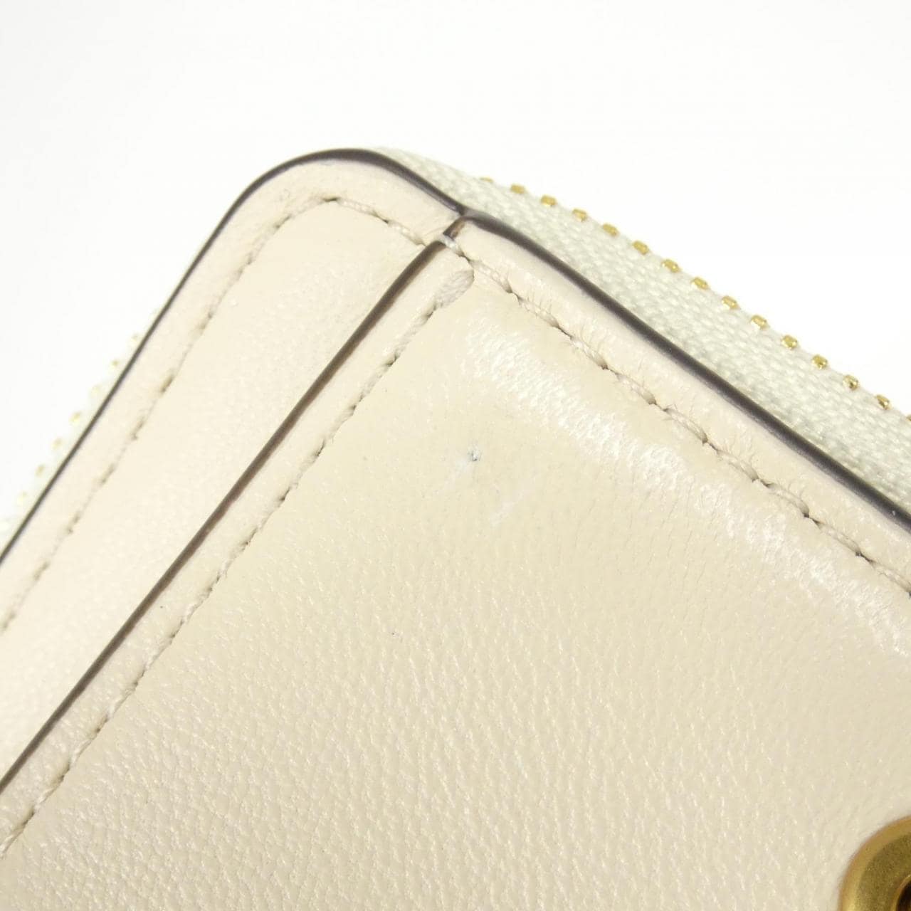 【新品】トリーバーチ キラ シェブロン バイフォールド ウォレット 90344 財布