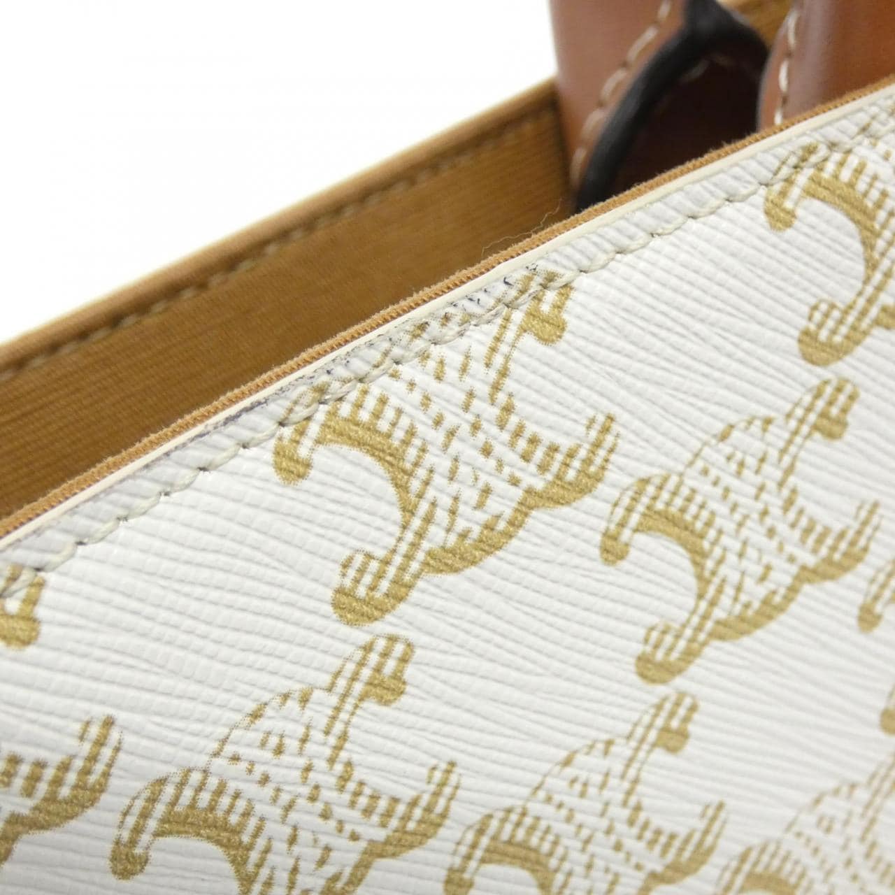 セリーヌ ミニ バーティカル カバ 194372BZK ミニバッグ