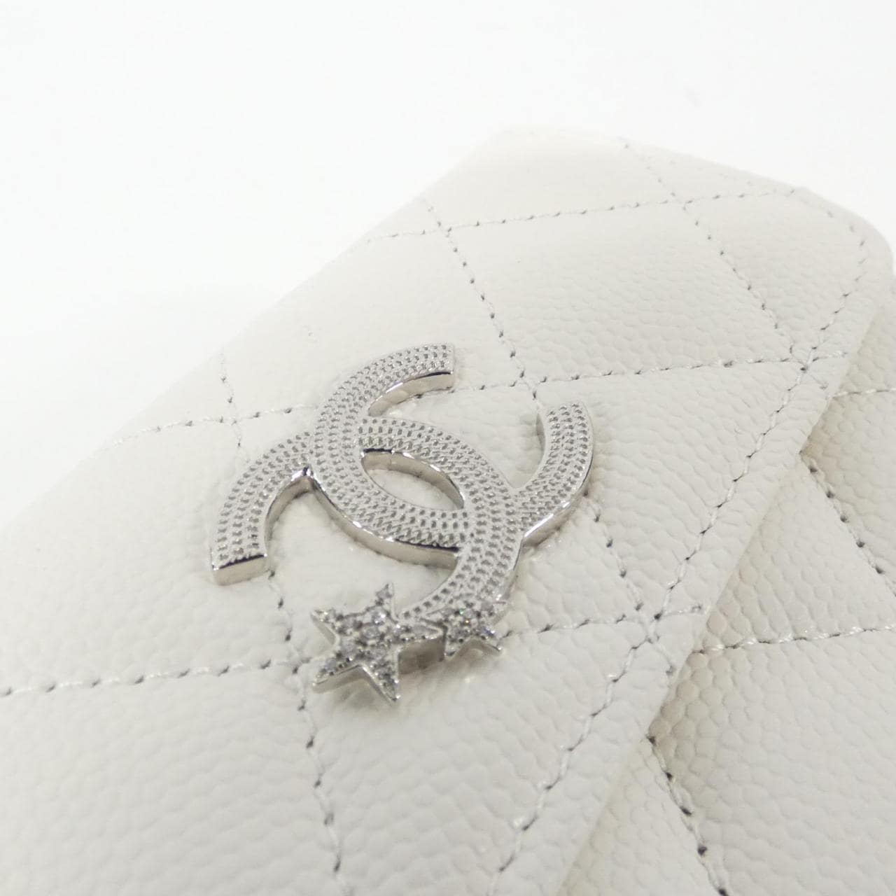 【未使用品】シャネル AP3725 財布