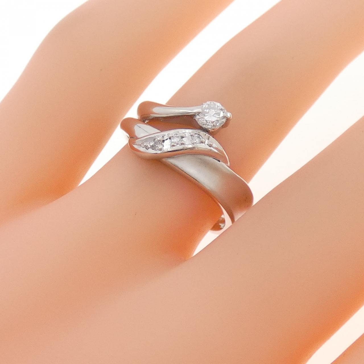 PT900 ダイヤモンド リング 0.18CT