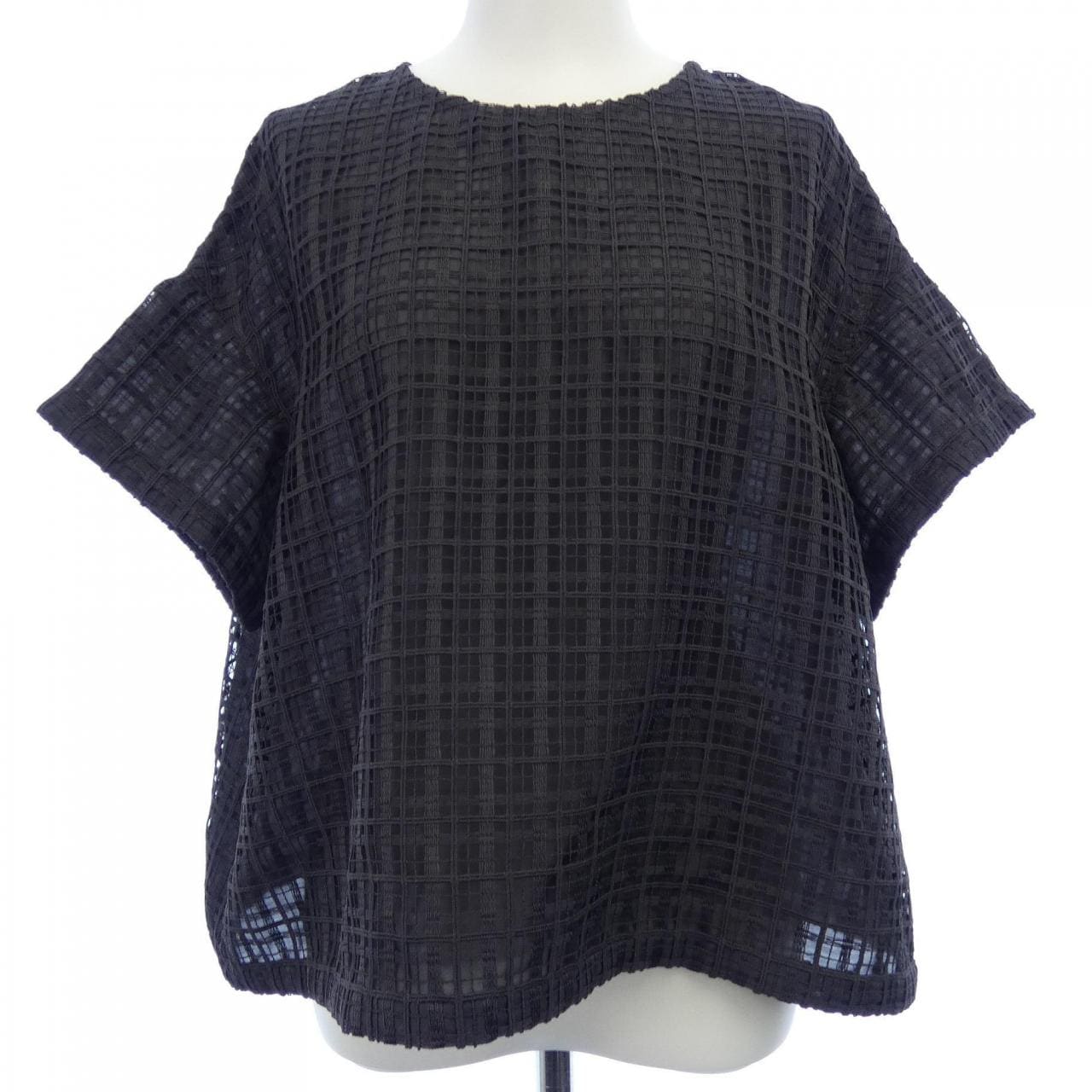 ニジュウサンク 23区 トップス