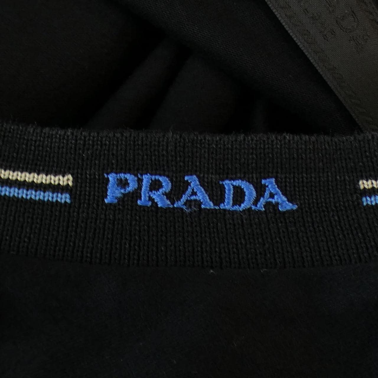 プラダ PRADA トップス