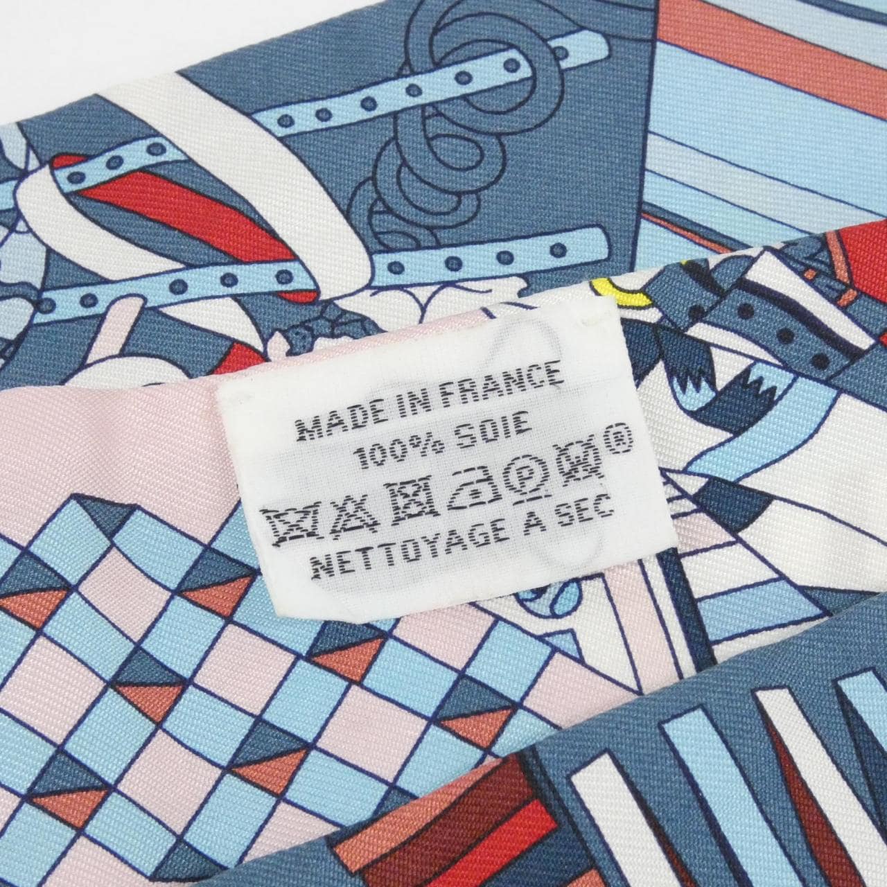 エルメス DE L'OMBRELLE AUX DUELX ツイリー 063464S スカーフ