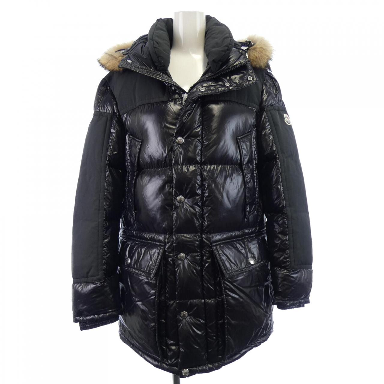 モンクレール MONCLER ダウンジャケット