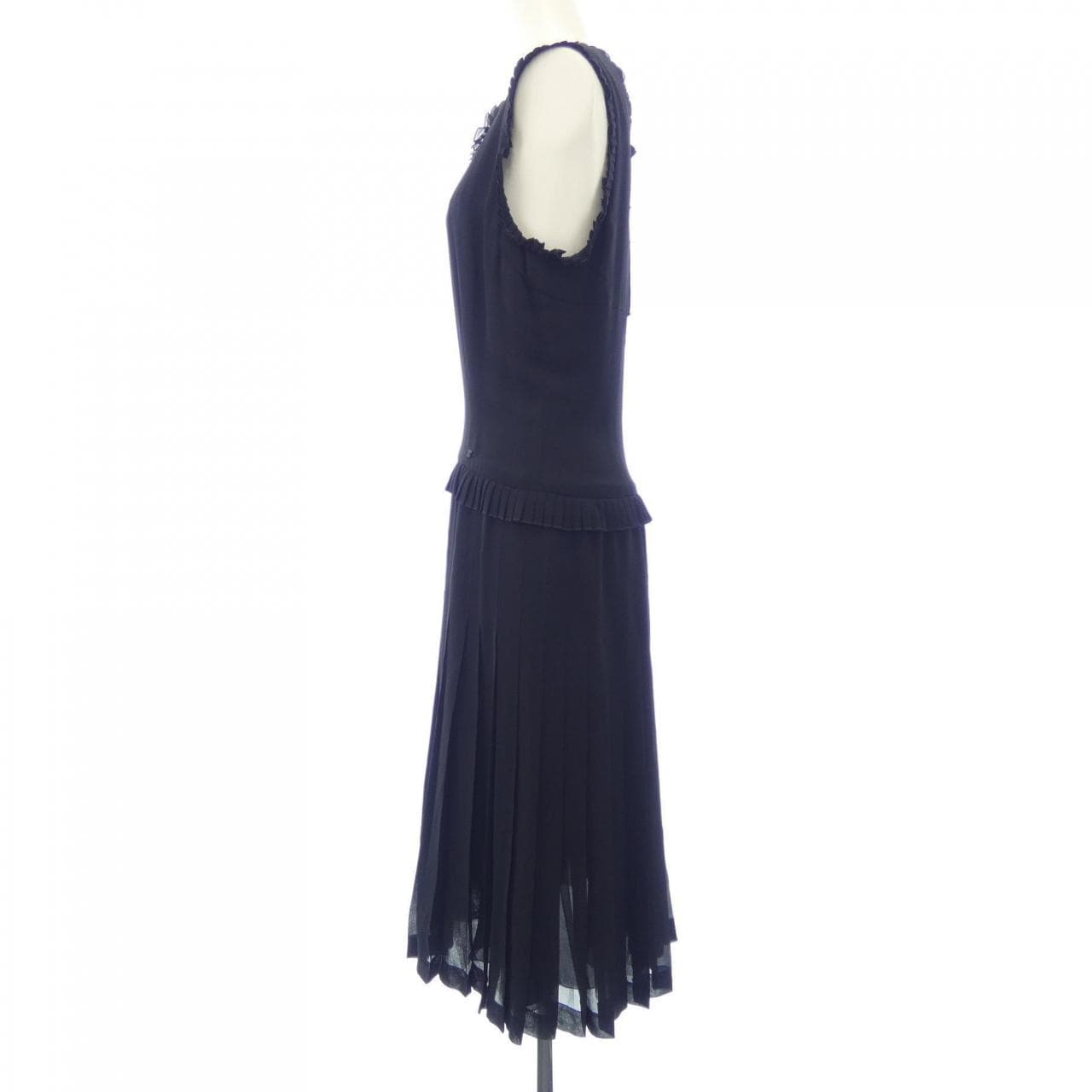 【ヴィンテージ】シャネル CHANEL P19718V02158 02A ワンピース