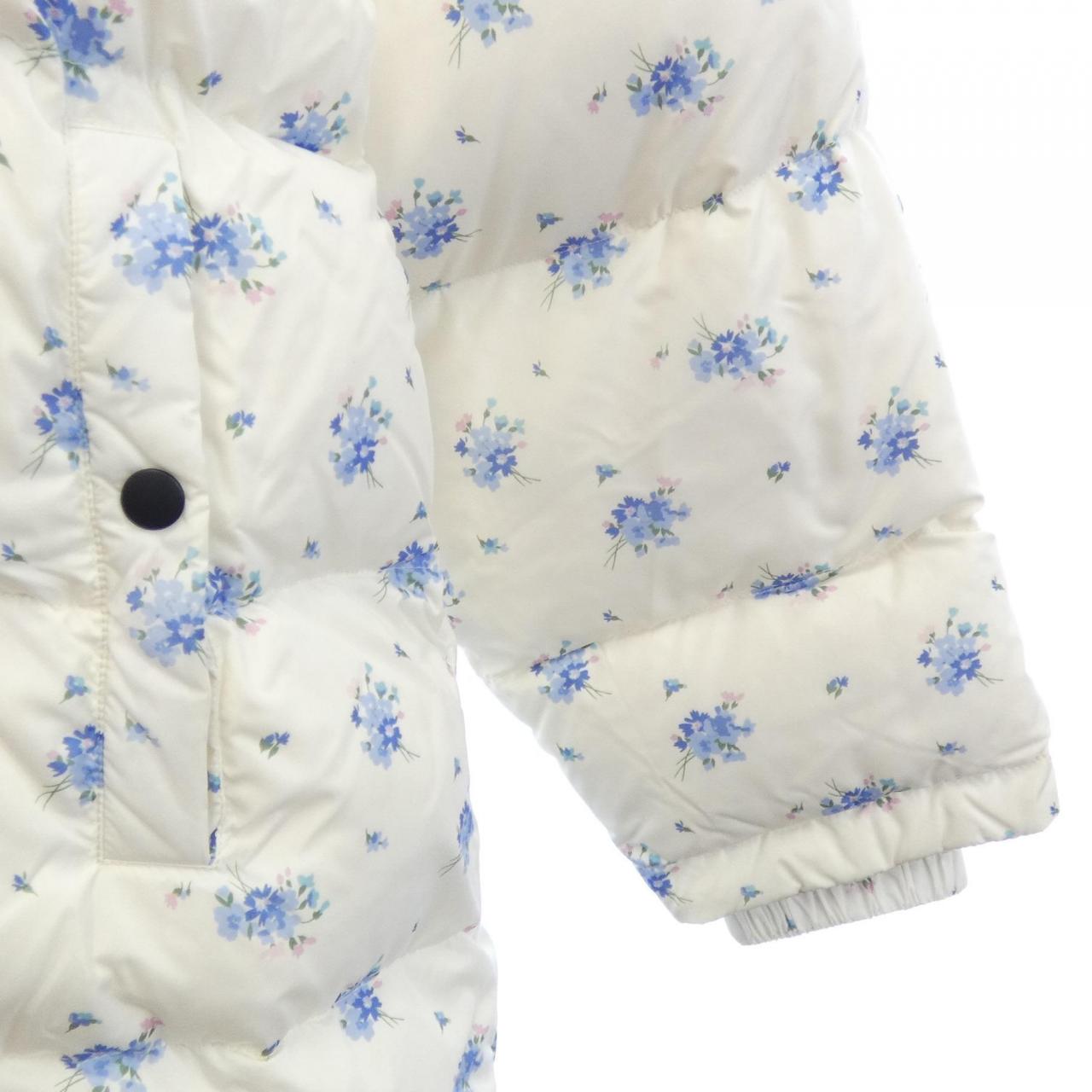 バレンシアガ BALENCIAGA 528657 TBL50 ダウンジャケット