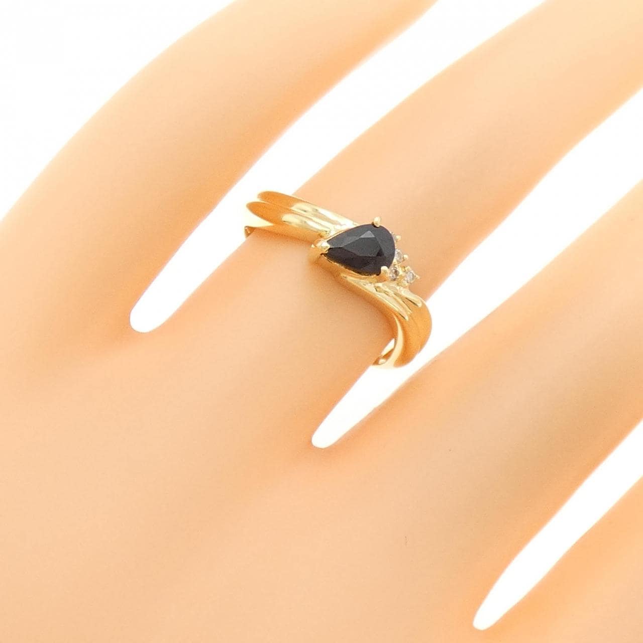 K18YG サファイヤ リング 0.60CT