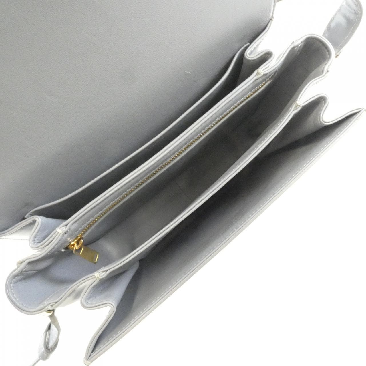 セリーヌ クラシック トリオンフ 187363BF4 ショルダーバッグ