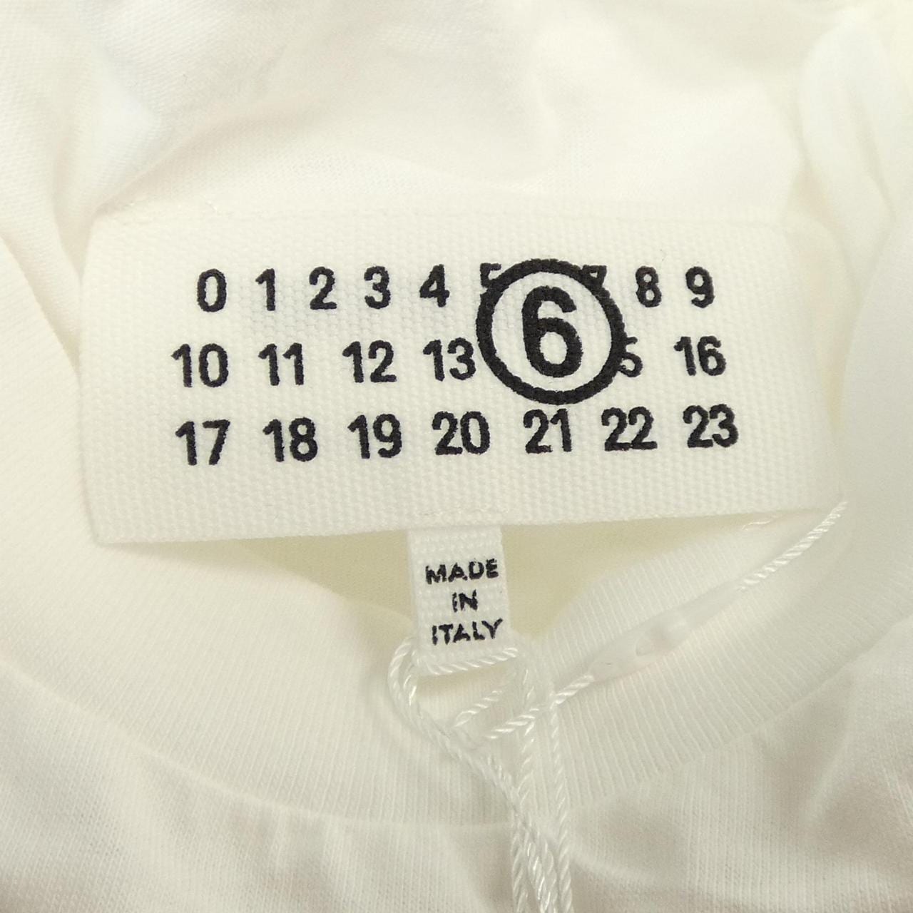 エムエムシックス MM6 S62GD0188 Tシャツ