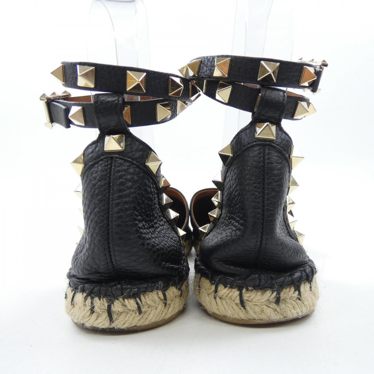 ヴァレンティノガラヴァーニ VALENTINO GARAVANI サンダル