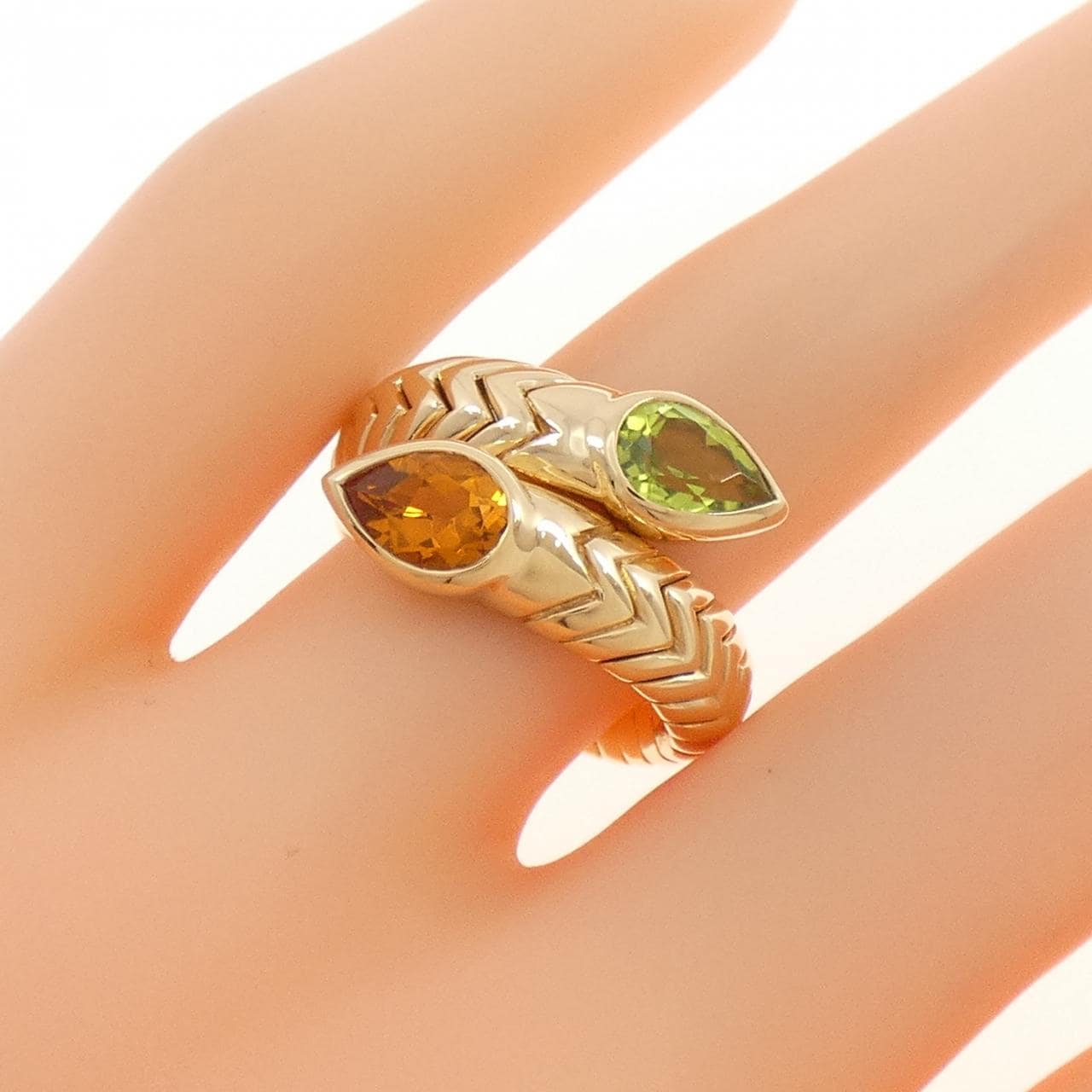 ブルガリ バチェラート リング