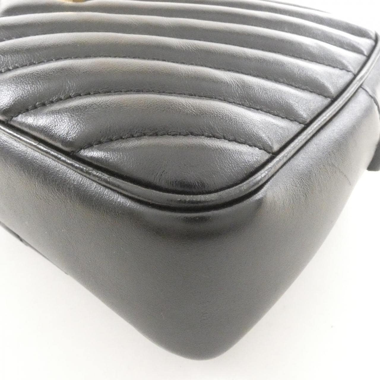 サンローラン ルー M 612544 DV707 ショルダーバッグ