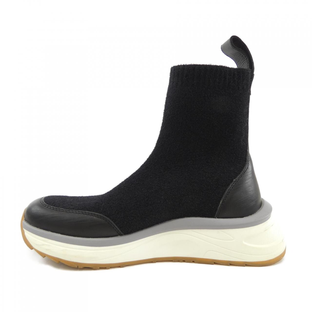 マークケイン MARC CAIN ブーツ