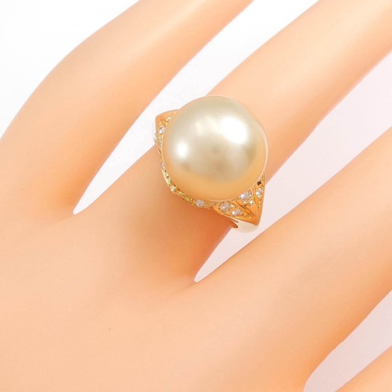 K18YG White Butterfly Pearl ring 12.4mm