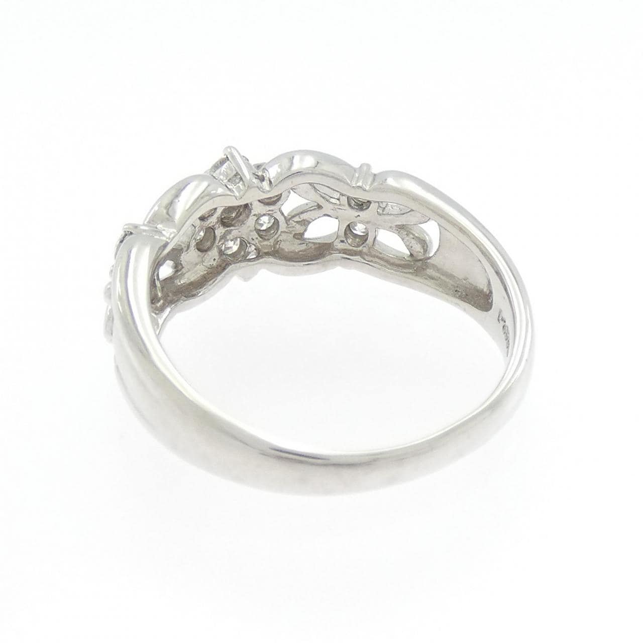 PT900 フラワー ダイヤモンド リング 0.52CT