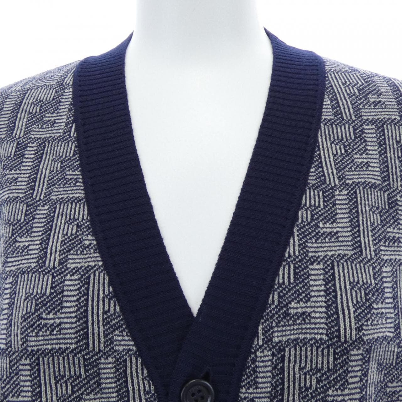 フェンディ FENDI FZC491 APJH カーディガン