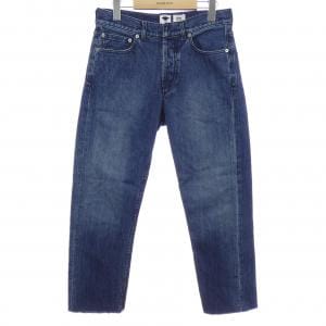 クリスチャンディオール CHRISTIAN DIOR ボーイフレンドジーンズ 30 MONTAIGNE 912P01A3319 ジーンズ