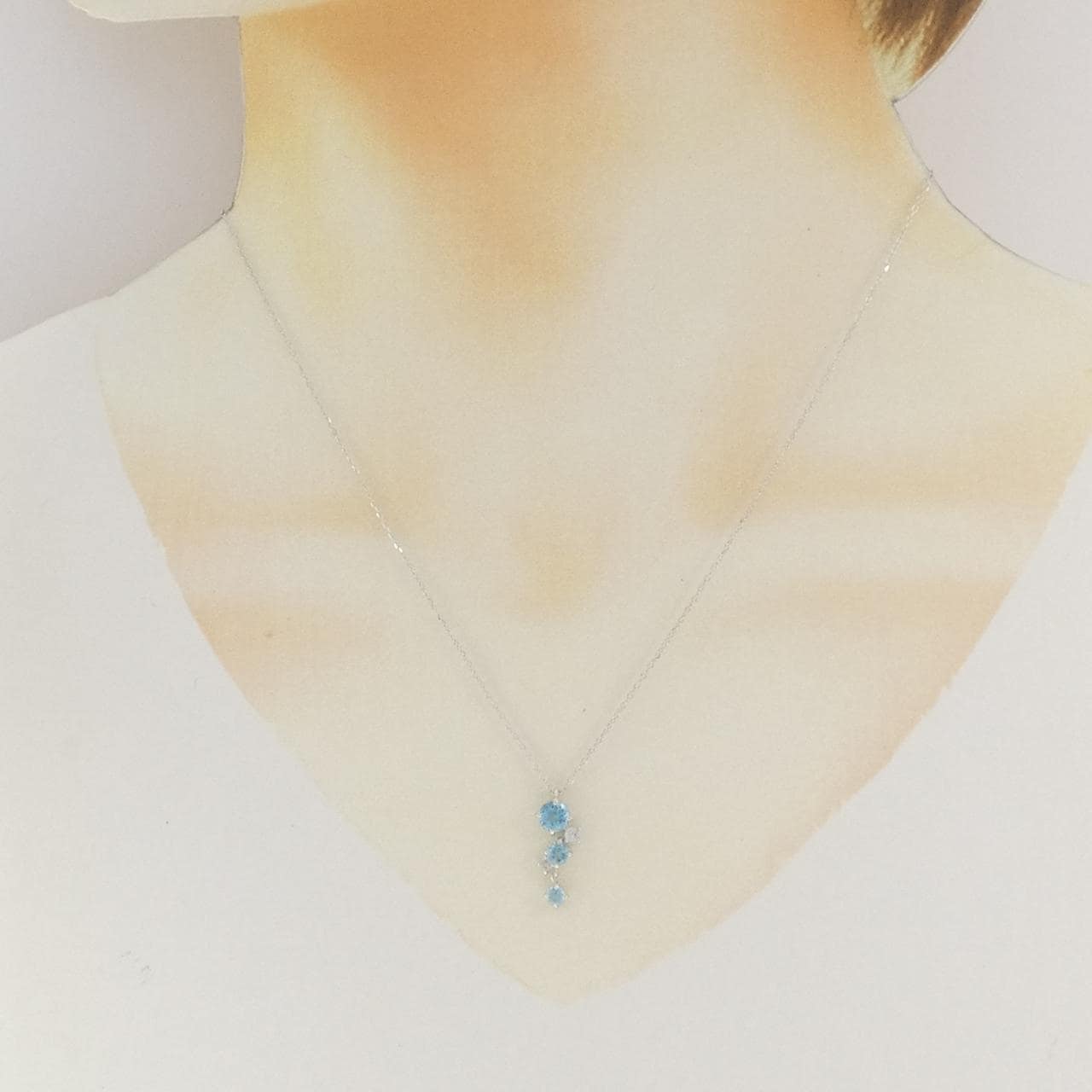 K10WG ブルートパーズ ネックレス