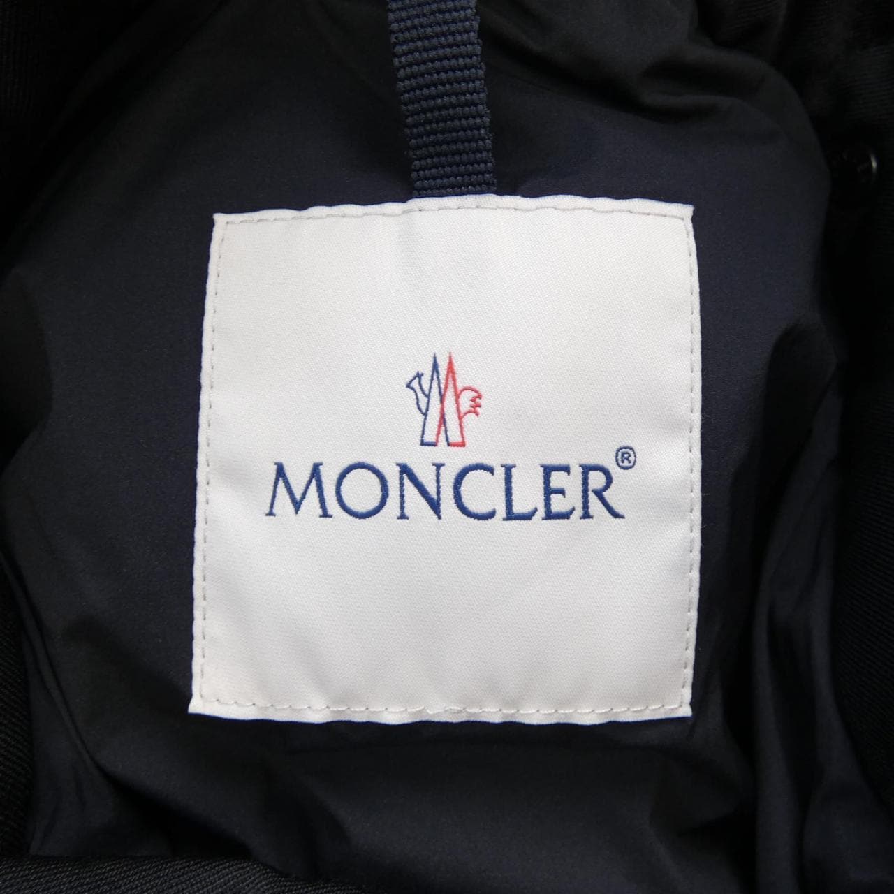 MONCLER蒙克勒羽绒服