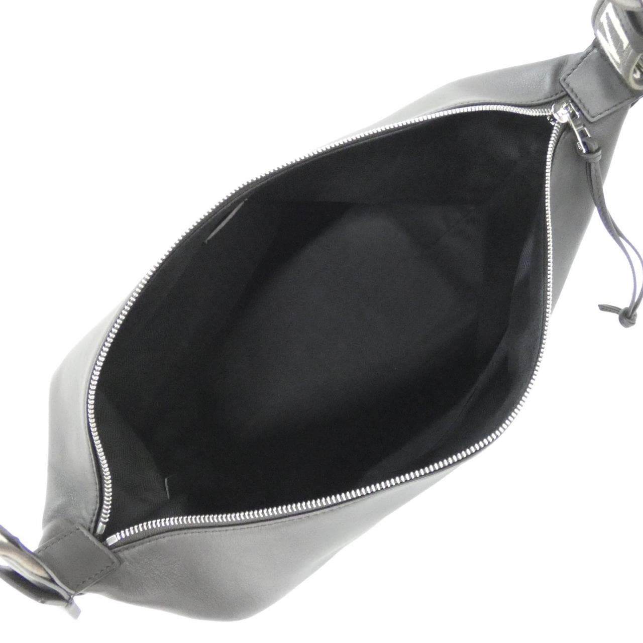 ロエベ キュービィ クロスボディ B906K70X13 ショルダーバッグ