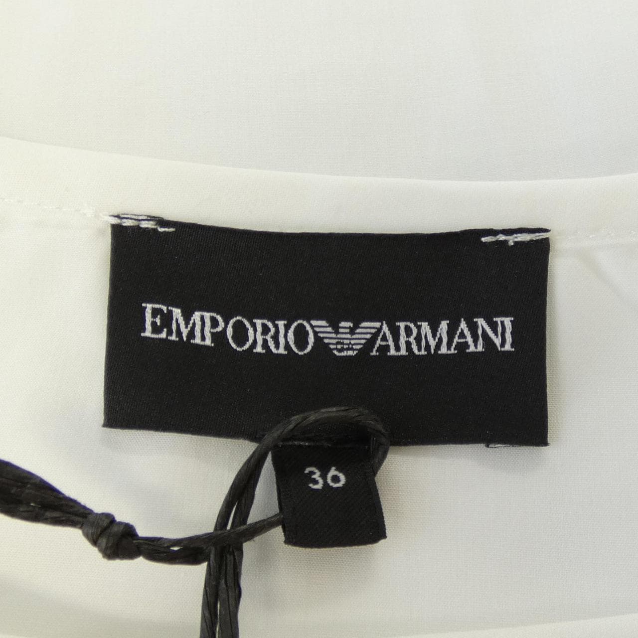 エンポリオアルマーニ EMPORIO ARMANI トップス