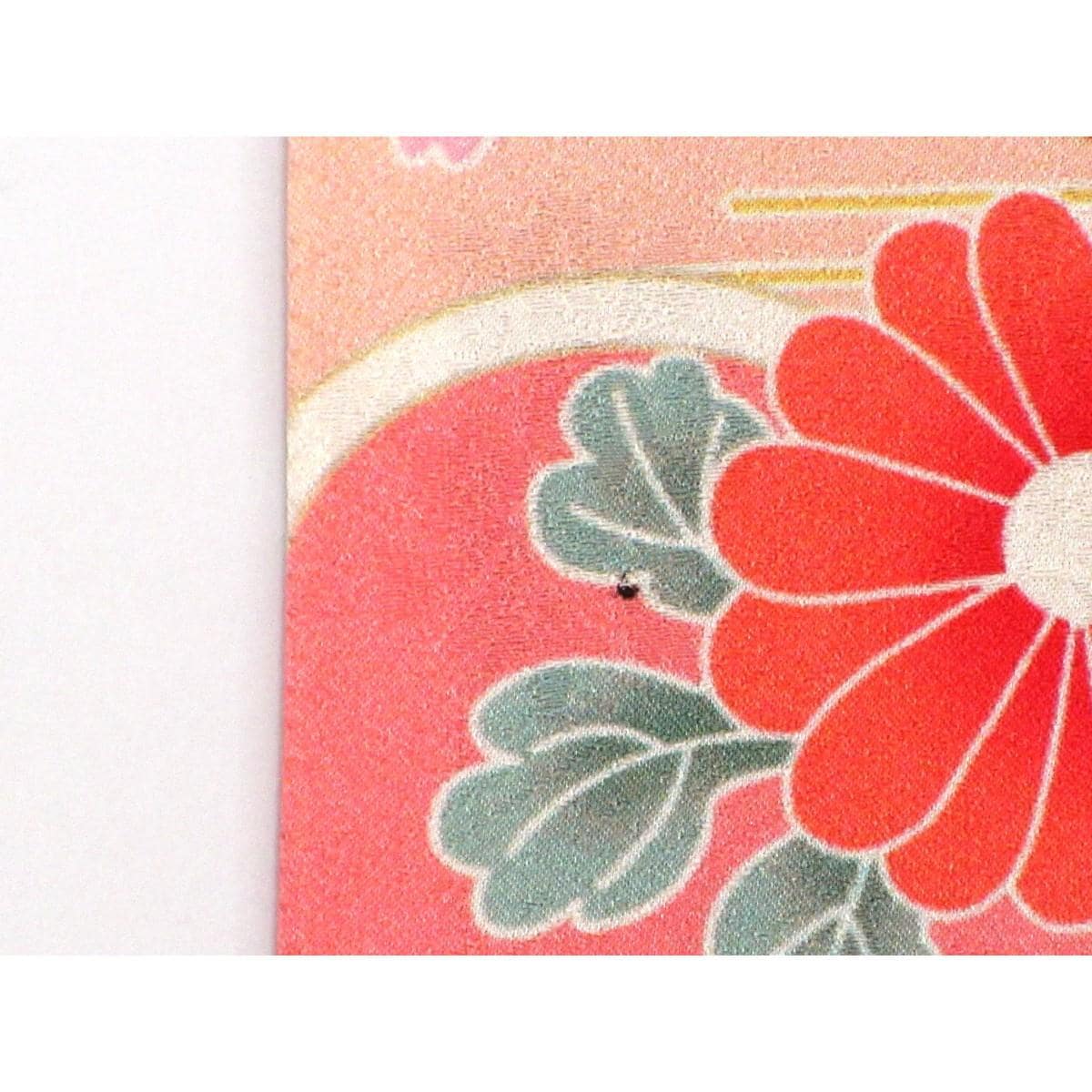 振袖　友禅金彩加工　刺繍入り