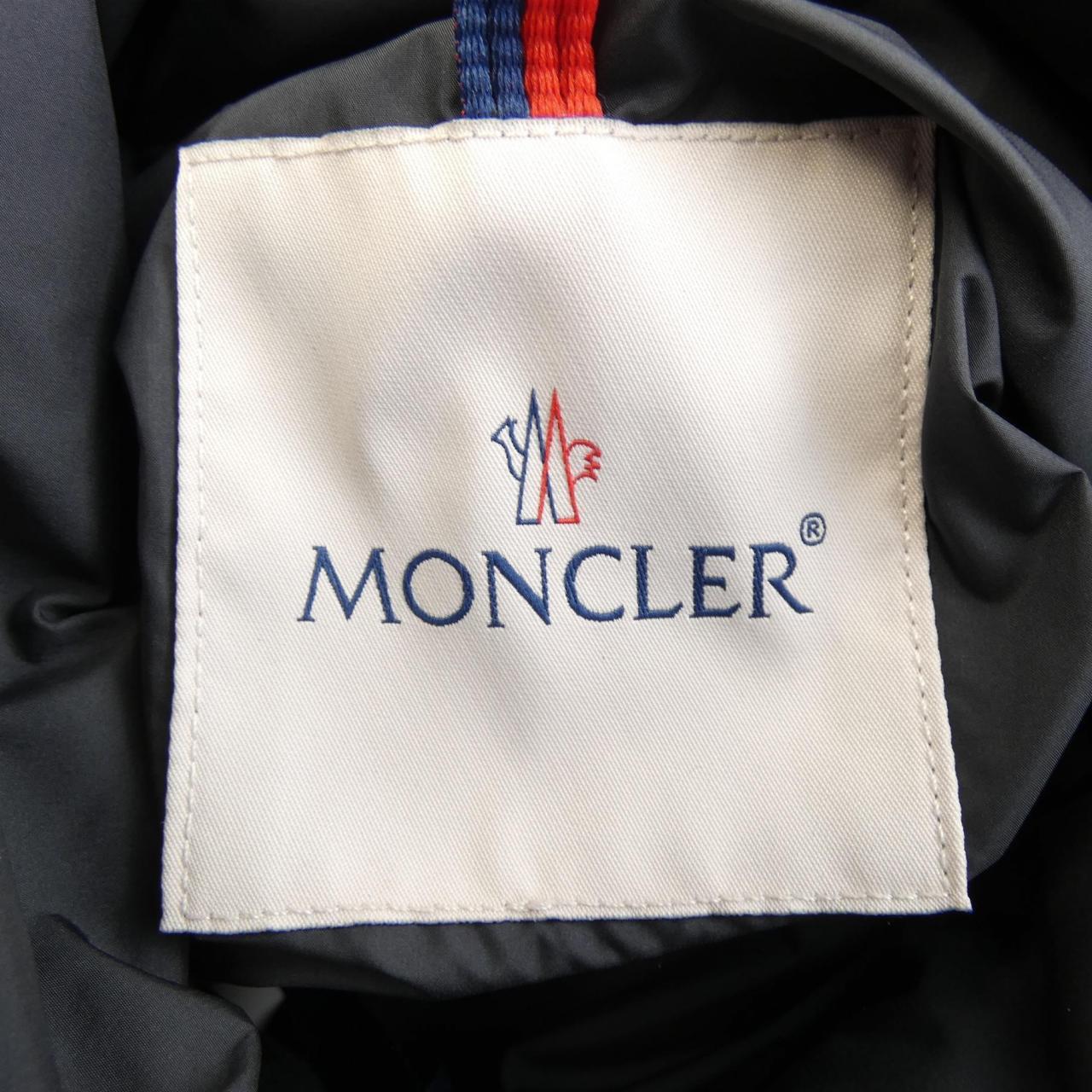 【新品】モンクレール MONCLER ダウンジャケット