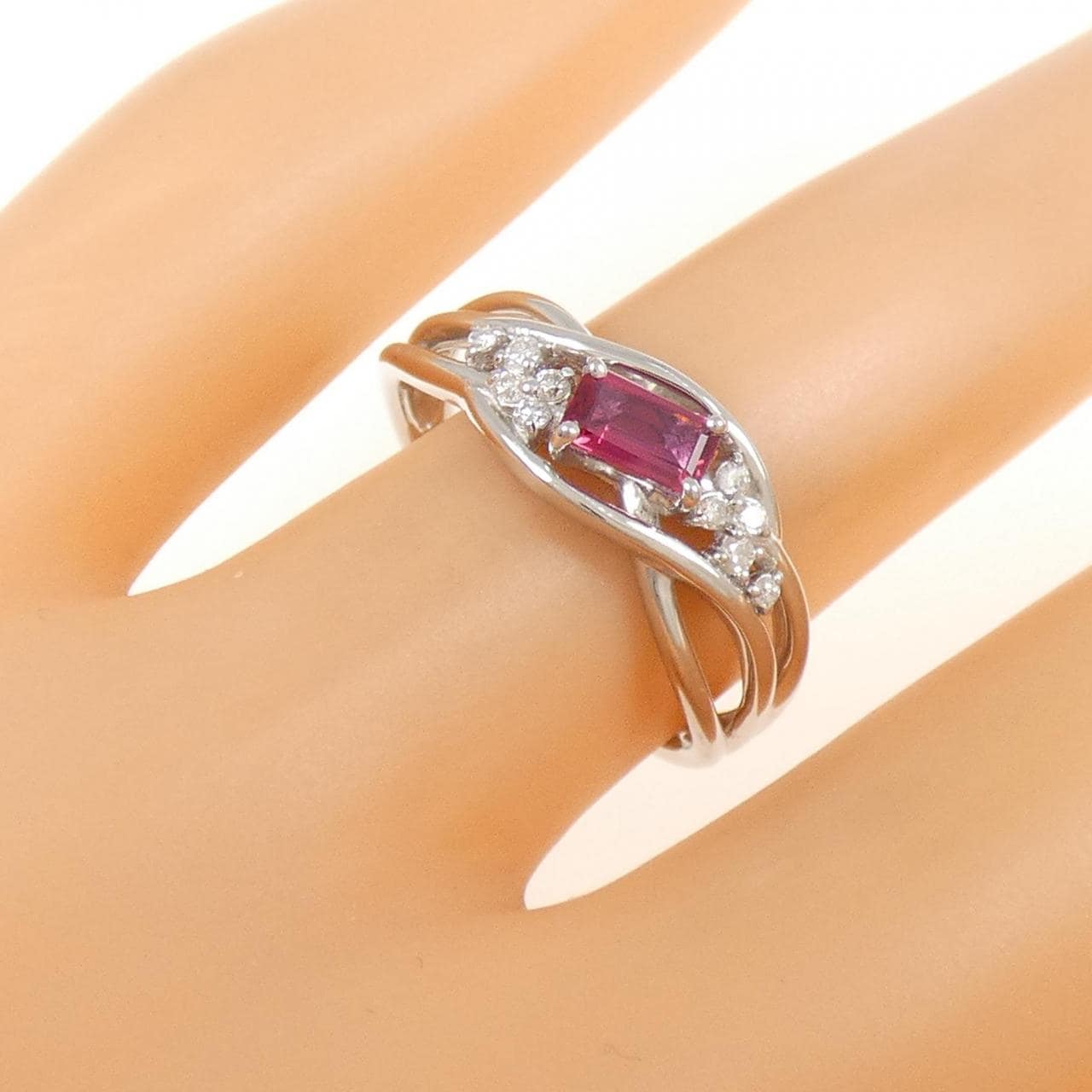 PT Ruby Ring 0.30CT