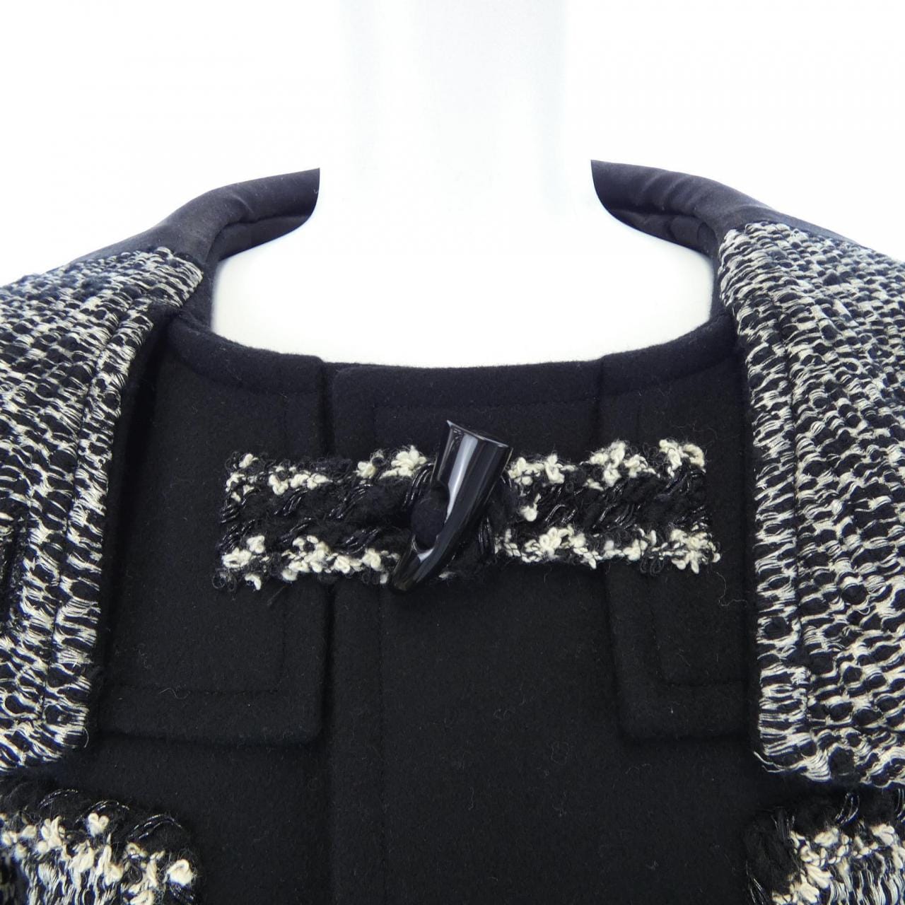 シャネル CHANEL P42310W05008 11A ダッフルコート